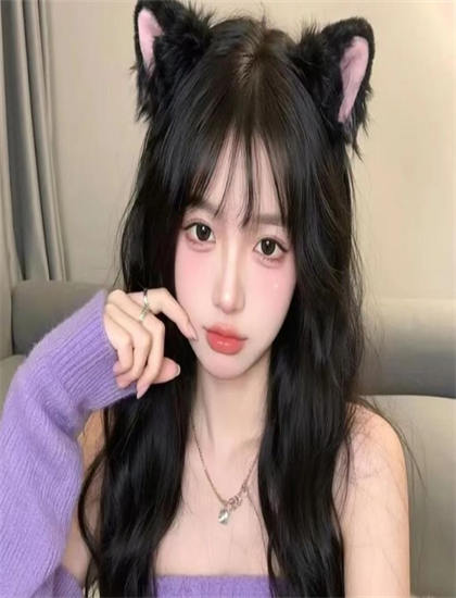 小城艳阳下美学价值分析：艺术美感与审美特征探讨